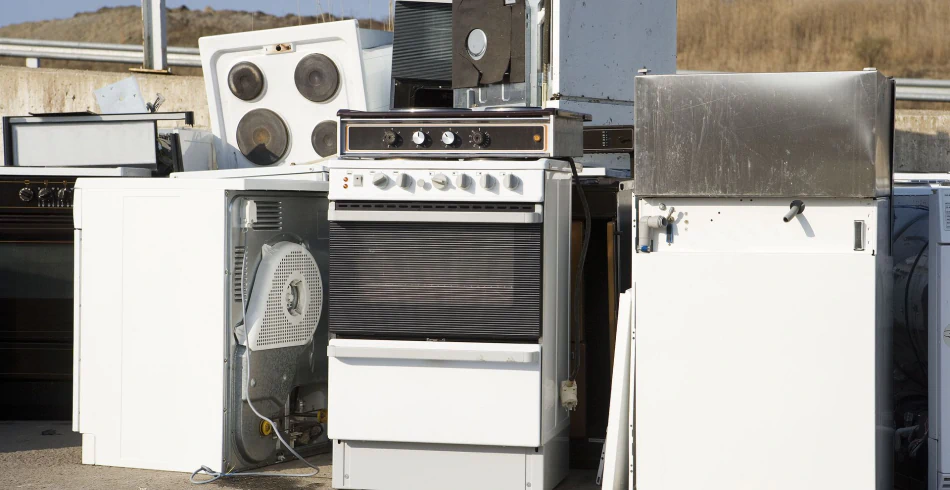 Furniture and appliance removal